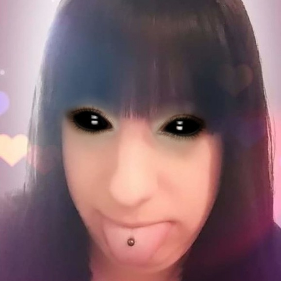 Profile Picture of Corey Mixon (@joyfullee30) on Poshmark