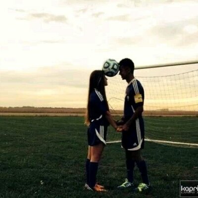 Profile Picture of Alex Robledo (@alexrobledo698) on Twitter