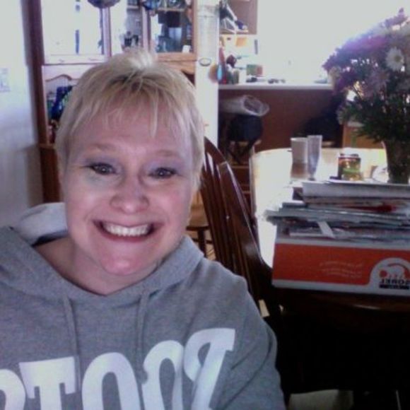 Profile Picture of Sheila Janzen (@spartamocha) on Poshmark