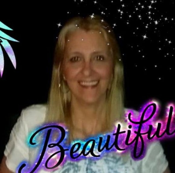 Profile Picture of Kim kay Derrick (@kimmyshak64) on Poshmark