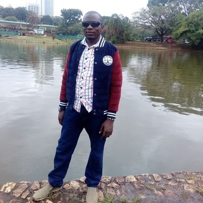 Profile Picture of @markmambo (@MarkMambo14) on Twitter