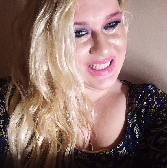 Allyson Dymski - Poshmark Profile Picture of Allyson Dymski (@allysondymski) on Poshmark