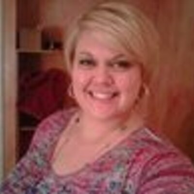 Profile Picture of Mindy Robertson (@hairillusionist) on Twitter