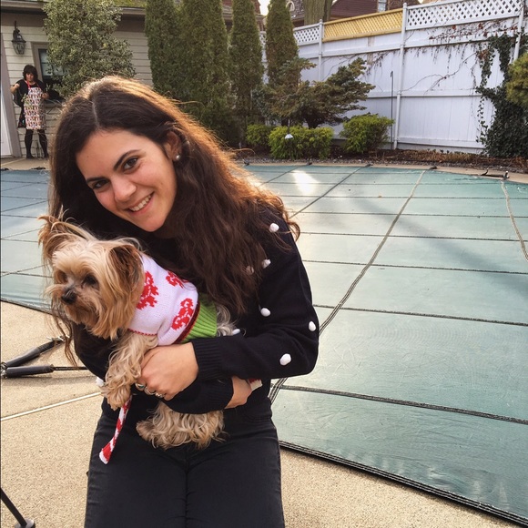 Profile Picture of Maddy Mcgunagle (@maddymcg) on Poshmark