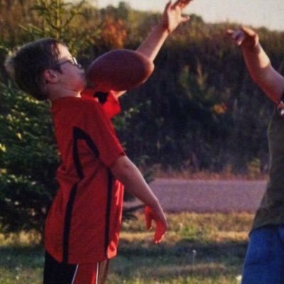 Profile Picture of Brett Swanson (@BertSwertson) on Twitter