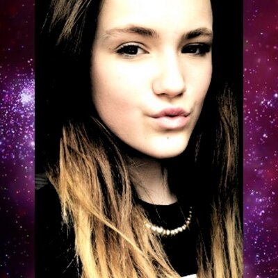 Profile Picture of Bethany Sharpe (@beth_xo_sharpe) on Twitter