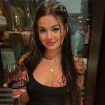 Profile Picture of Elizabeth Dovale (@elizabethdovale) on Instagram
