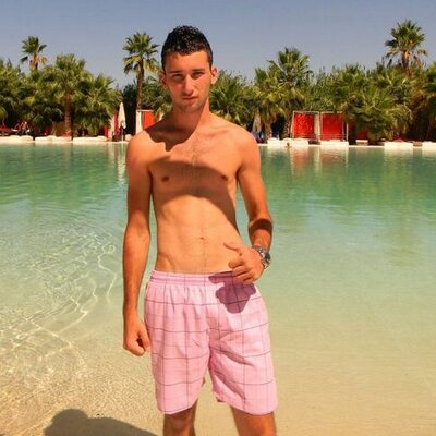 Profile Picture of Benjamin Roussin (@vodka26i) on Twitter