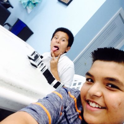 Profile Picture of Joel Awsome (@joelminer028929) on Twitter
