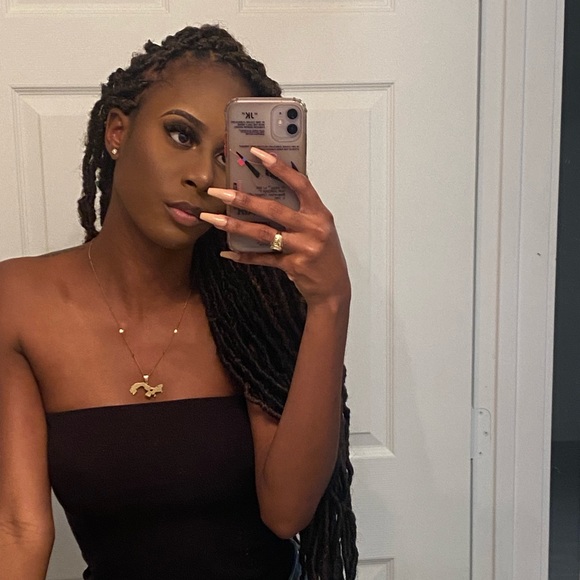 Profile Picture of Janice Bailey (@houseofjsb) on Poshmark