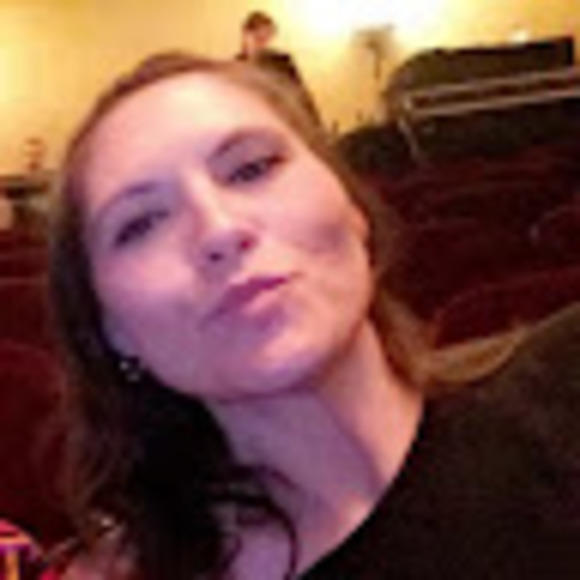 Profile Picture of Devon Andrew soleil (@devonmccracken) on Poshmark