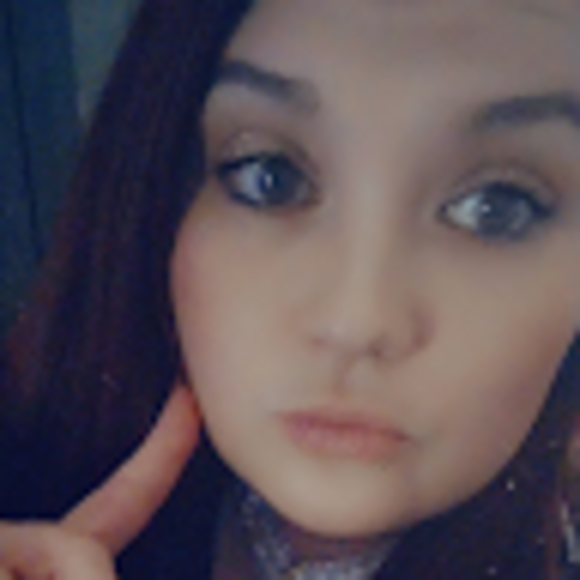 Profile Picture of Ruby Knight (@rubyknight8732) on Poshmark