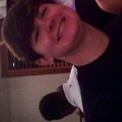 Profile Picture of Josh Savoy (@jpsavoy93) on Twitter