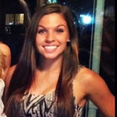 Profile Picture of Lauren McDermott (@mynamesderm13) on Twitter