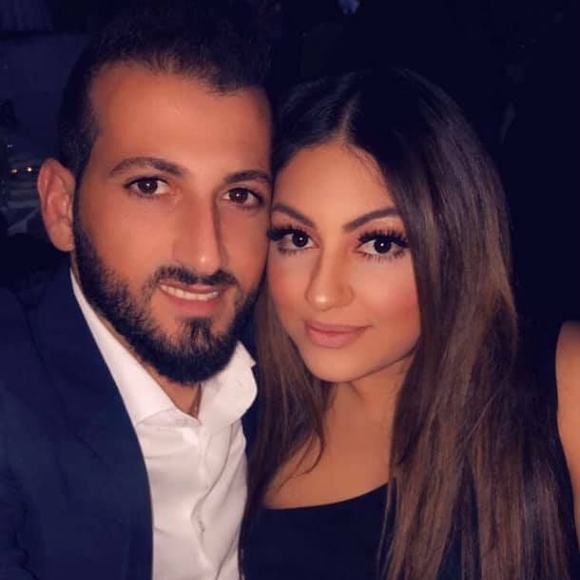 Profile Picture of Merna Icho (@mernaicho) on Poshmark