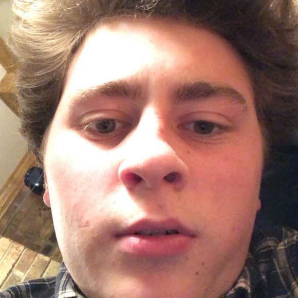 Profile Picture of Ted Fischer (@tedfischer290) on Poshmark