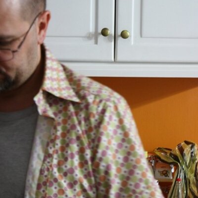 Profile Picture of JOHN EYERS (@dracunis71) on Twitter