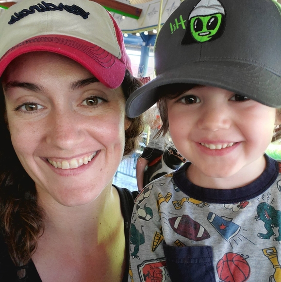 Nora Kelley - Poshmark Profile Picture of Nora Kelley (@nkel615) on Poshmark