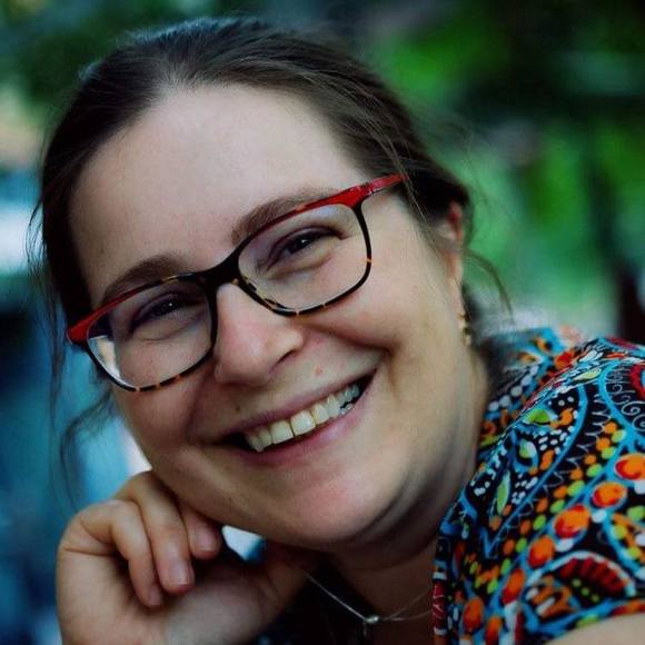 Profile Picture of Emőke Gaidosch (@egaidosch) on Poshmark