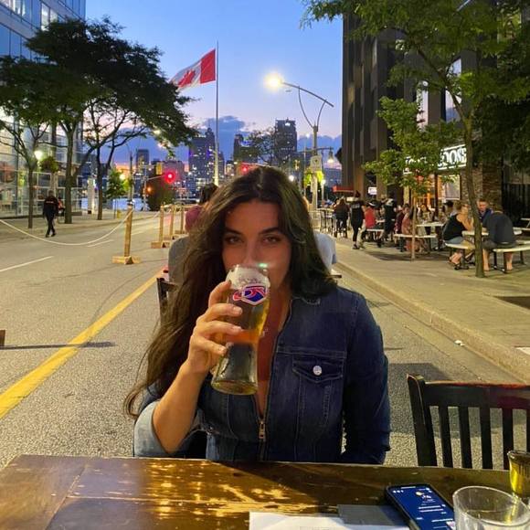 Profile Picture of Stephanie Deneweth (@sdeneweth) on Poshmark