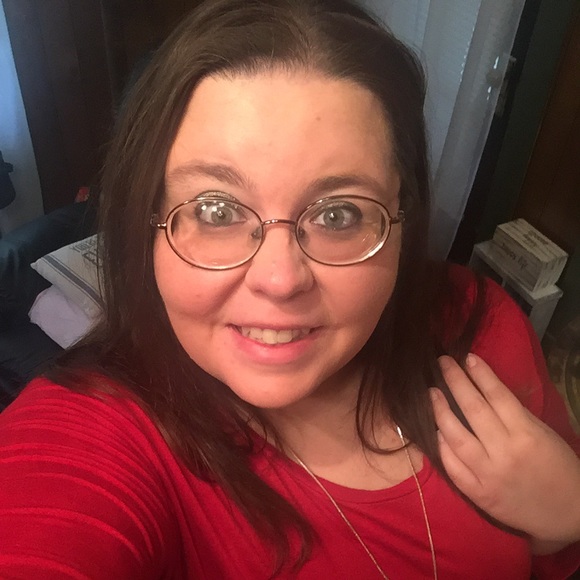 Profile Picture of Candice Colbert (@kandygirl1850) on Poshmark