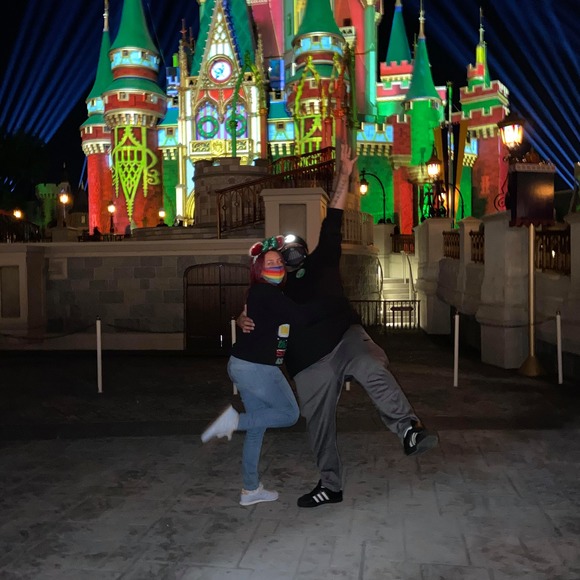 Profile Picture of Juliette Gonzalez (@julietteg619) on Poshmark