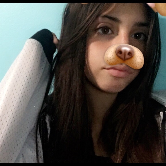 Profile Picture of Chaya Luria (@chaya_48) on Poshmark