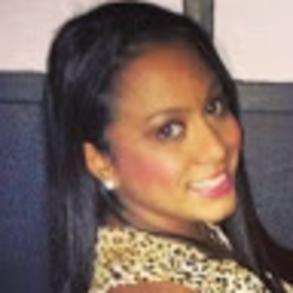 Profile Picture of Sharida Shortey (@sharidakarim) on Poshmark