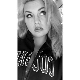 Profile Picture of Chelsea Rollins (@chelsearollins) on Pinterest