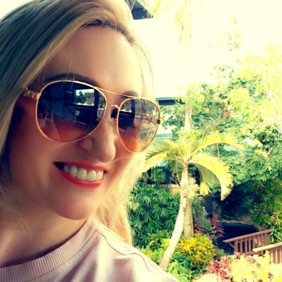 Profile Picture of Liudmila Liuda (@liudmilaliuda) on Poshmark