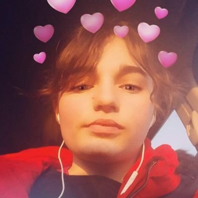 Profile Picture of _candice_laurent  💙 (@candicelauren14) on Twitter