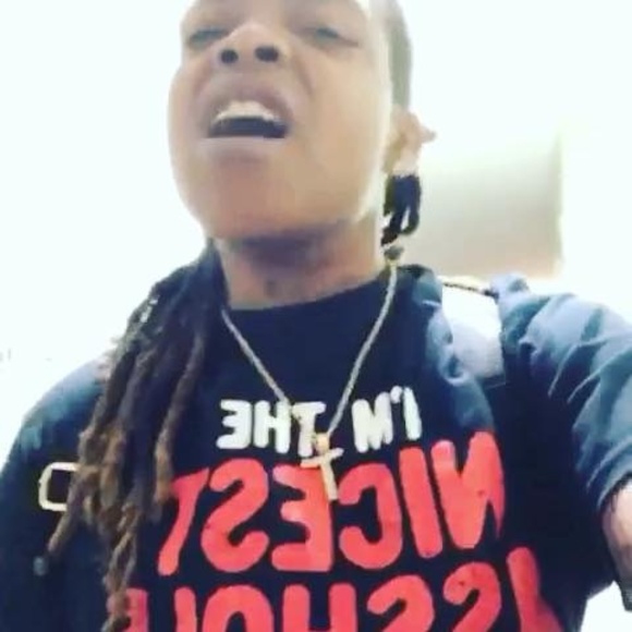 Profile Picture of Terry Hayes (@teenabie) on Poshmark