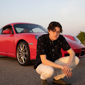 Profile Picture of TopherDrives (@TopherDrives) on Youtube