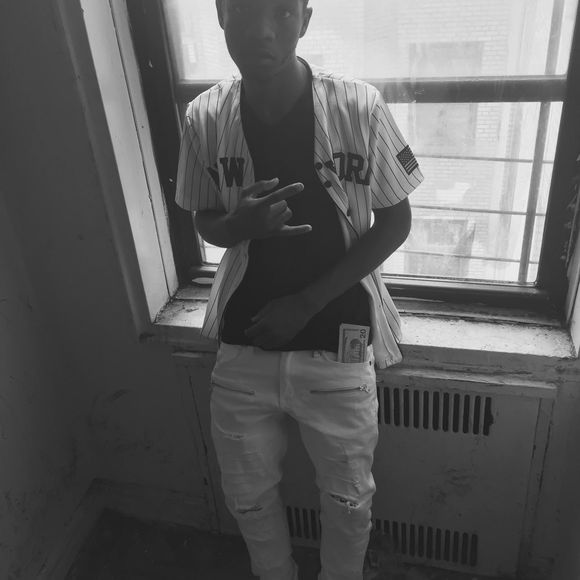 Profile Picture of Dave mula Gaspard (@samuel509) on Poshmark