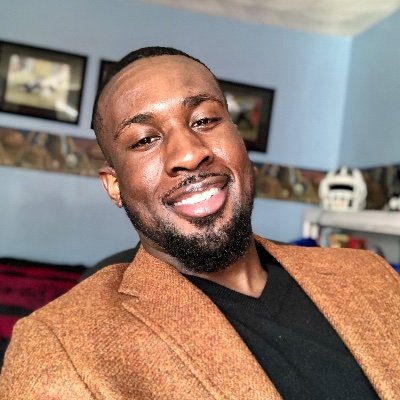 Profile Picture of Johnathan Thomas (@JohnnyGuapo381) on Twitter
