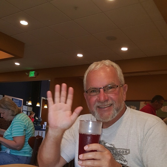 Profile Picture of Glenn Cobb (@soobad) on Poshmark