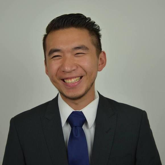 Profile Picture of Harrison Tran (@harrisonqt) on Poshmark