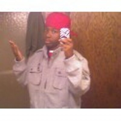 Profile Picture of Steven Qualls (@StevieSmedium) on Twitter