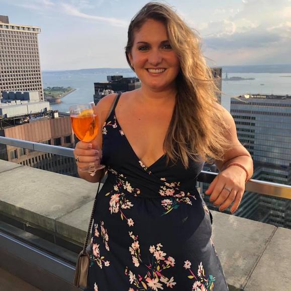 Profile Picture of Alyssa Calabro (@ancalabro) on Poshmark