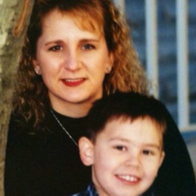 Profile Picture of Sonya Dempsey (@chiknlitl) on Twitter