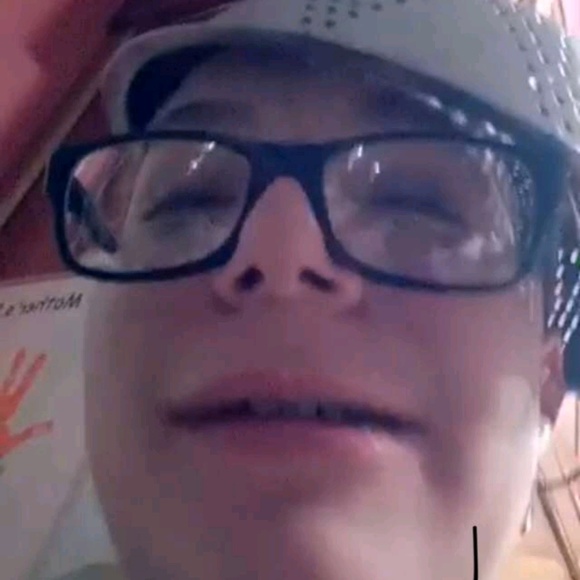Profile Picture of Louie Hobbs (@lhobbs03) on Poshmark