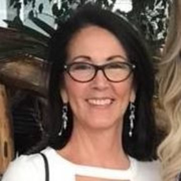 Profile Picture of Joette Behrmann (@joettemaria) on Poshmark