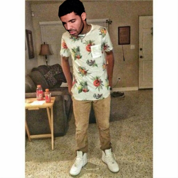 Profile Picture of Roman Guiseppi (@rguisepi06) on Poshmark