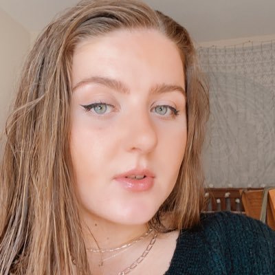 Profile Picture of Cat (@cat__sinclair) on Twitter