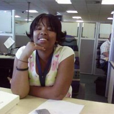 Profile Picture of Lorraine Moses (@LollaMoses) on Twitter