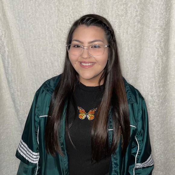 Profile Picture of Brianna Oceguera (@brioceguera__) on Poshmark