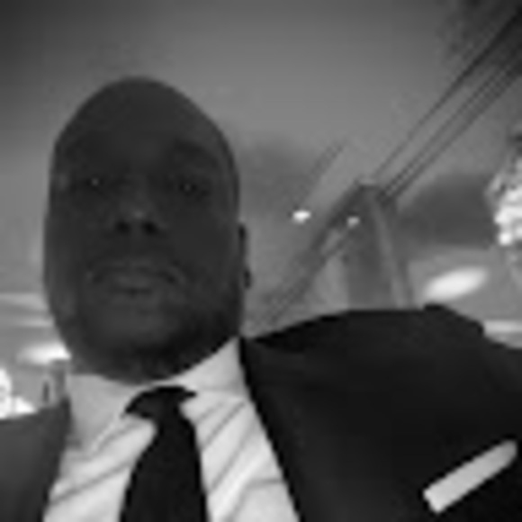 Profile Picture of Toure Johnson (@tourejohnson) on Poshmark