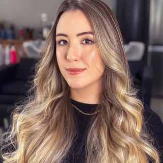 Profile Picture of Stéphanie Escher (@stephanie.escher) on Instagram