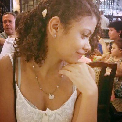 Profile Picture of Nathália Fonseca (@NathFonsec) on Twitter