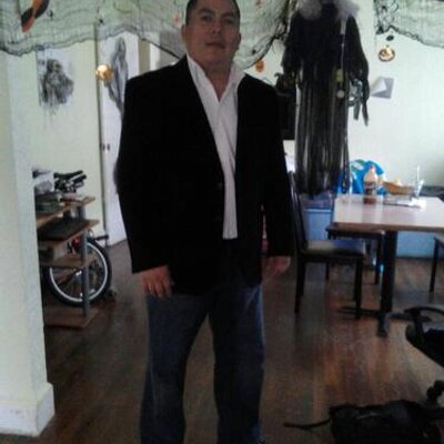 Profile Picture of Oscar Mendiola (@oscarmendiola76) on Twitter